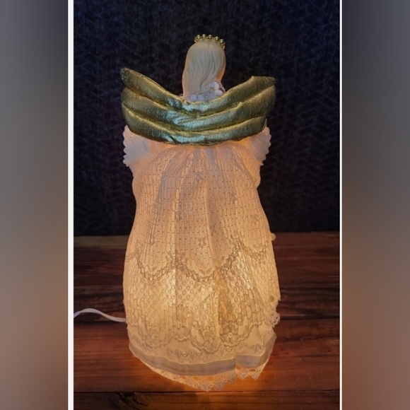 VINTAGE LIGHTED PORCELAIN ANGEL TREE TOPPER IN ORIGINAL BOX - Picture 4 of 8